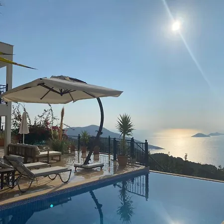 Sezen Villa *